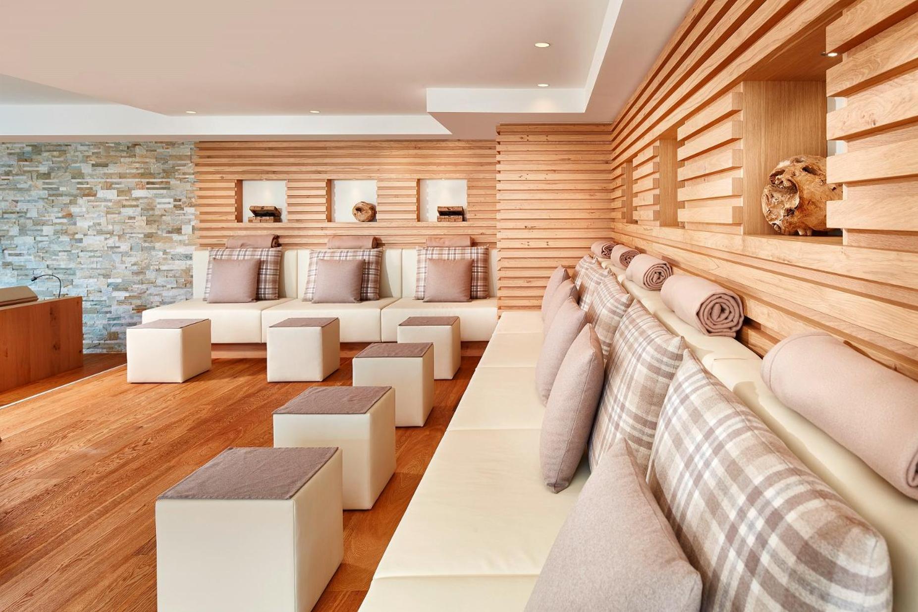Preidlhof Luxury Dolce Vita Resort Naturns Exterior foto